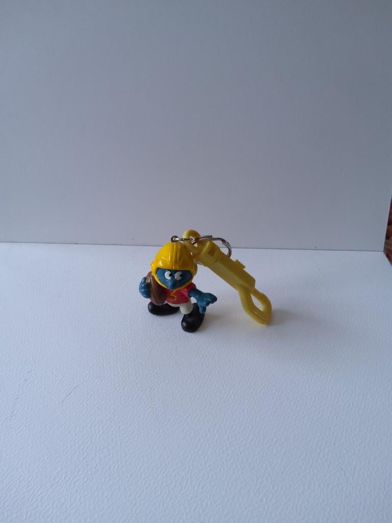 Smurf American Football sleutelhanger, Verzamelen, Smurfen, Ophalen of Verzenden, Zo goed als nieuw