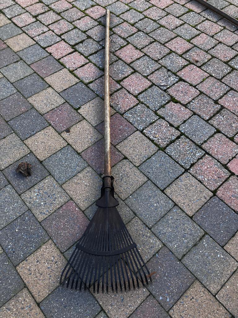 Hark - schoffel - riek - spade, Tuin en Terras, Ophalen, Gebruikt