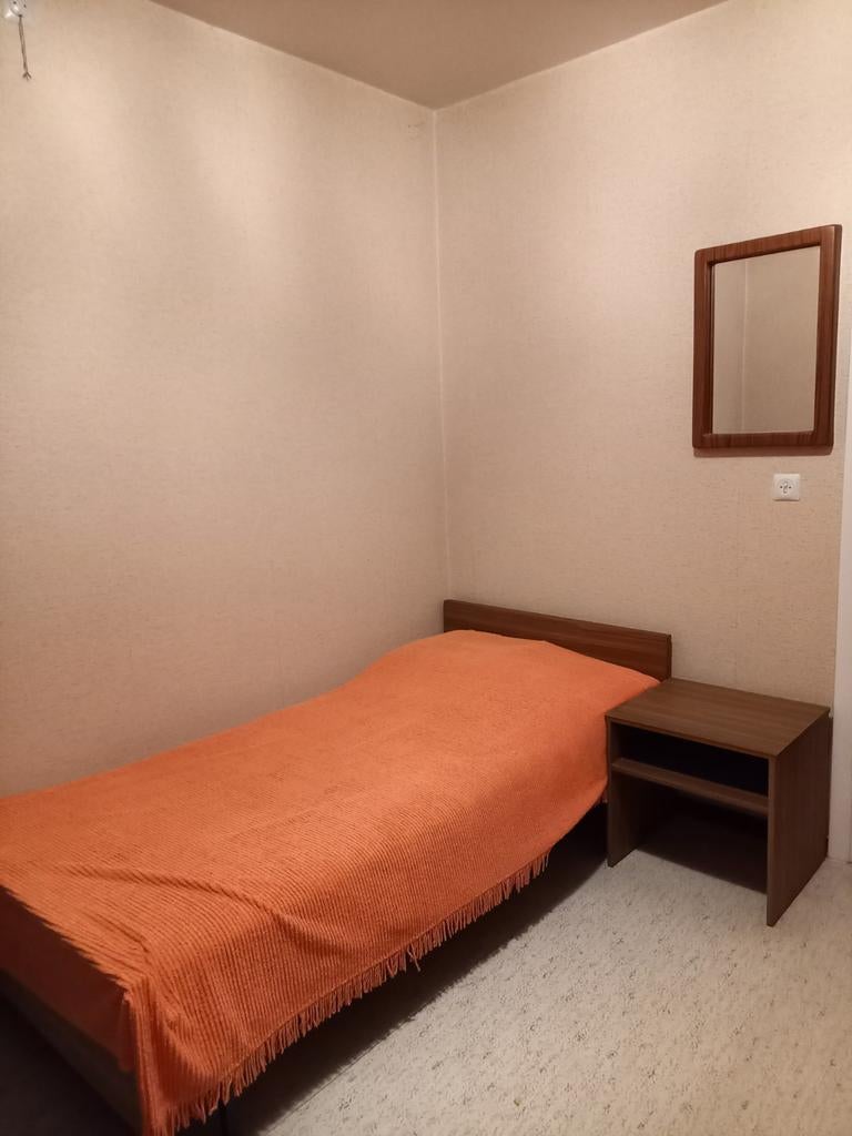 Slaapkamer te koop, Ophalen