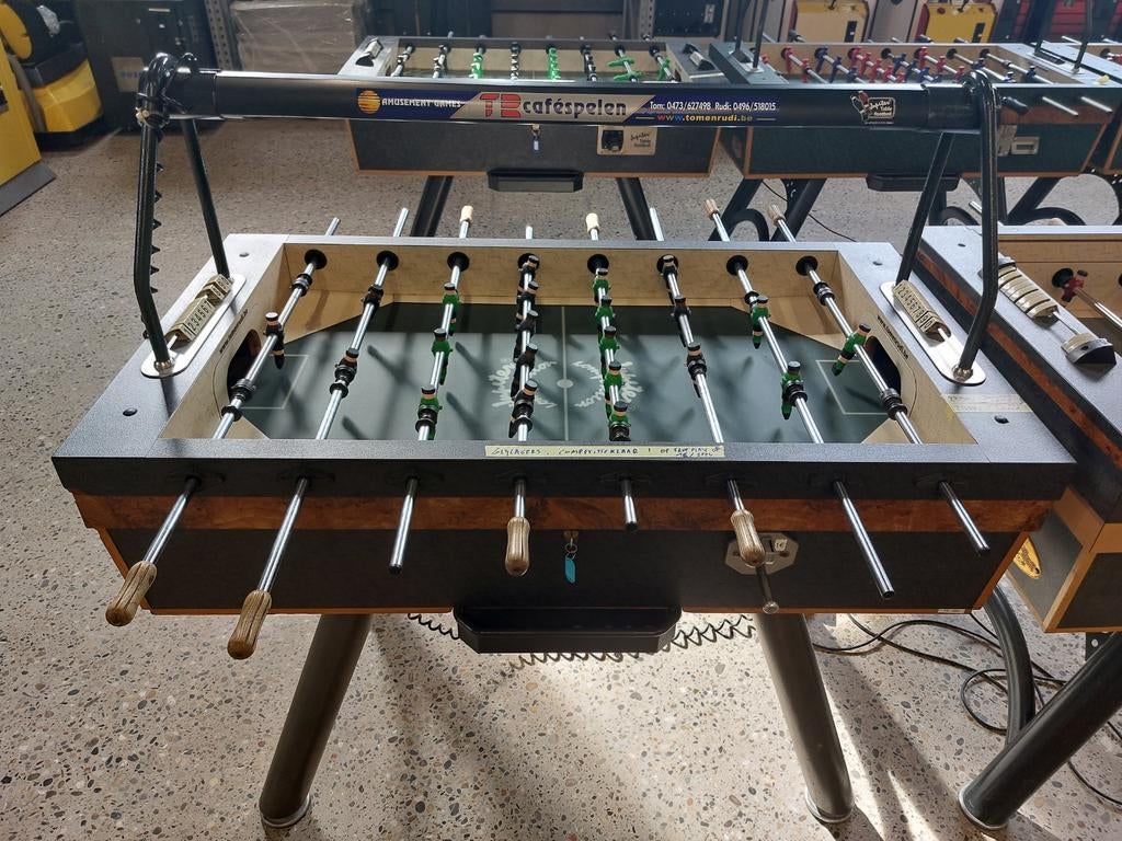 Tafelvoetbal / voetbaltafel / kicker Jupiter Goldstar, Ophalen, Zo goed als nieuw