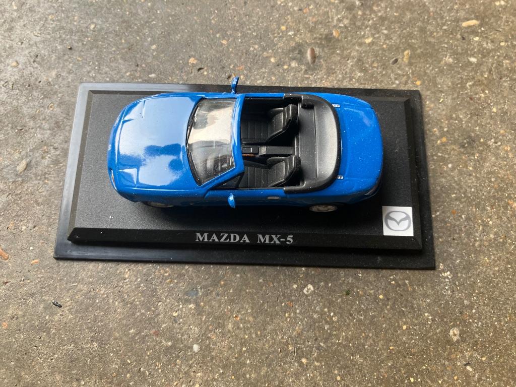 Mazda miniatuur 1:43, Ophalen of Verzenden, Nieuw
