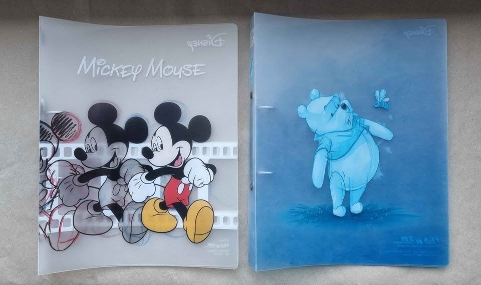 Classeurs anneaux A4 Mickey Mouse et Winnie l'ourson Disney, Enlèvement ou Envoi, Mickey Mouse, Comme neuf, Autres types