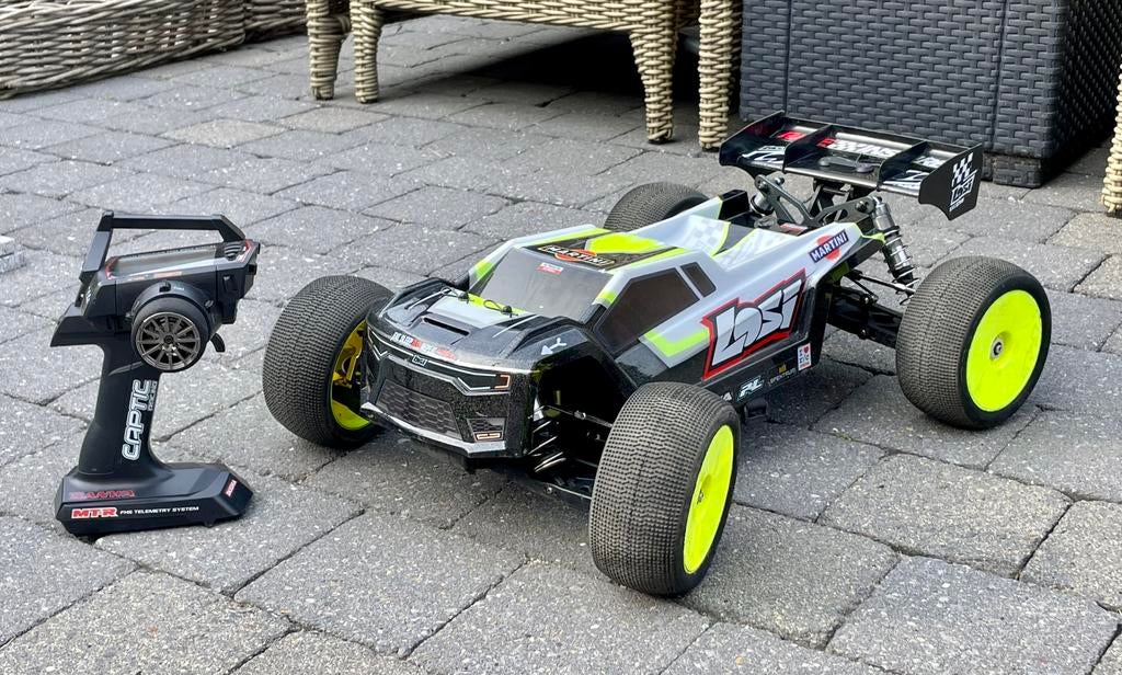 Team losi 8ight xte truggy 1/8, Enlèvement ou Envoi, Comme neuf