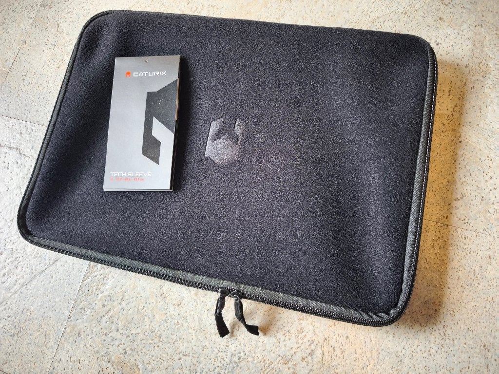 Caturix laptop laptophoes voor 17" laptop, Computers en Software, Laptophoezen, Ophalen of Verzenden, 17 inch of meer, Nieuw