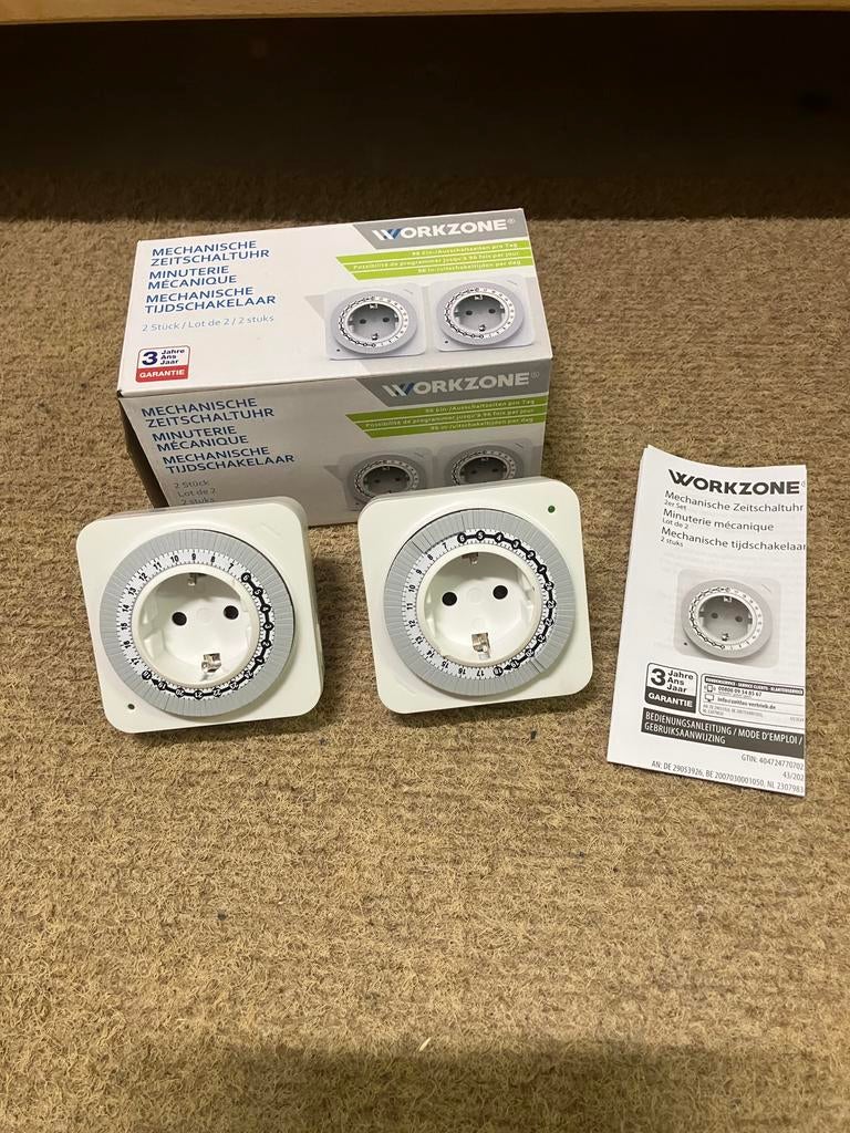 Set van 2 stuks mechanische tijdschakelaar / timer, Elektronische apparatuur, Ophalen of Verzenden