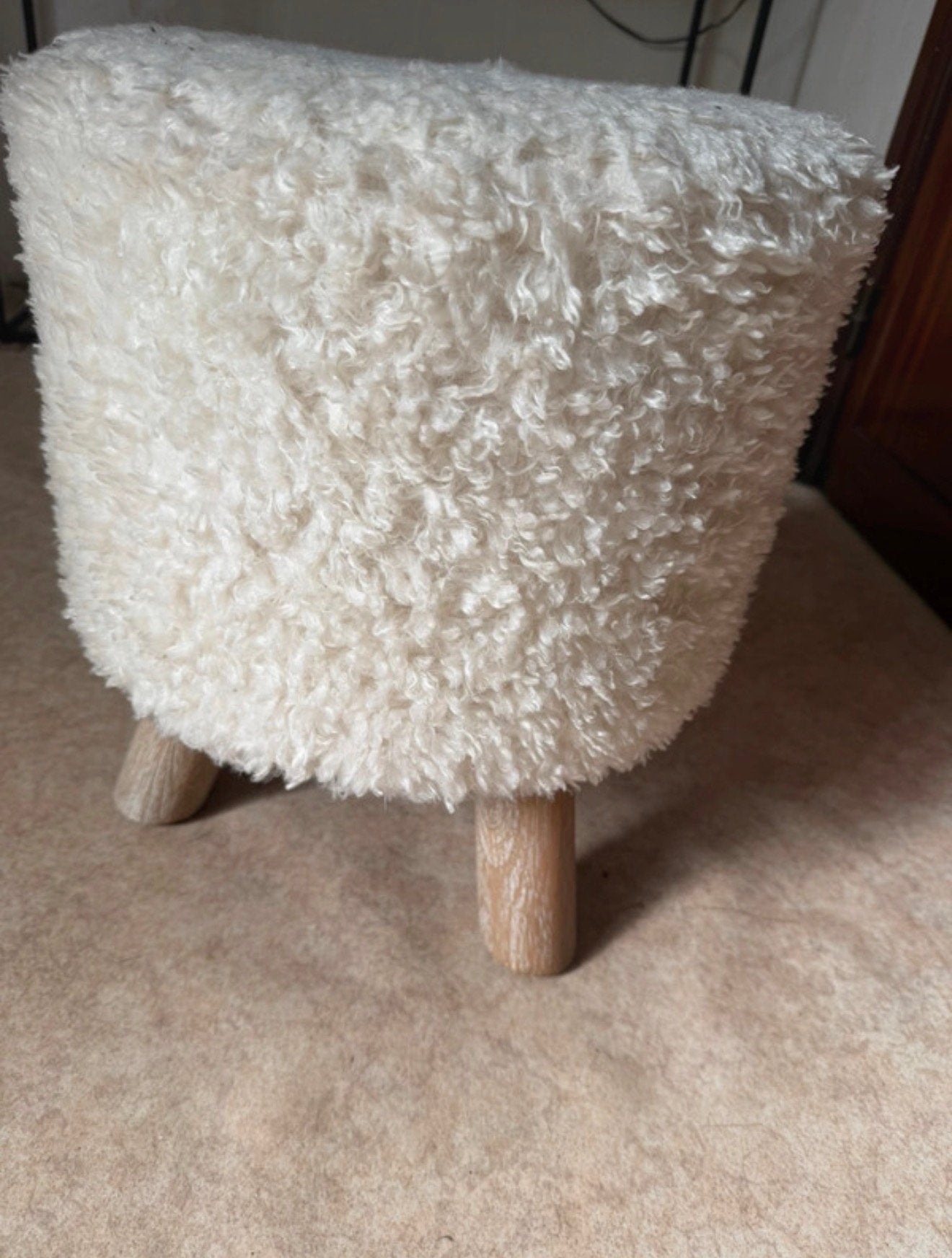 Pouf bois clair et teddy, Maison & Meubles, Enlèvement, Comme neuf, Bois