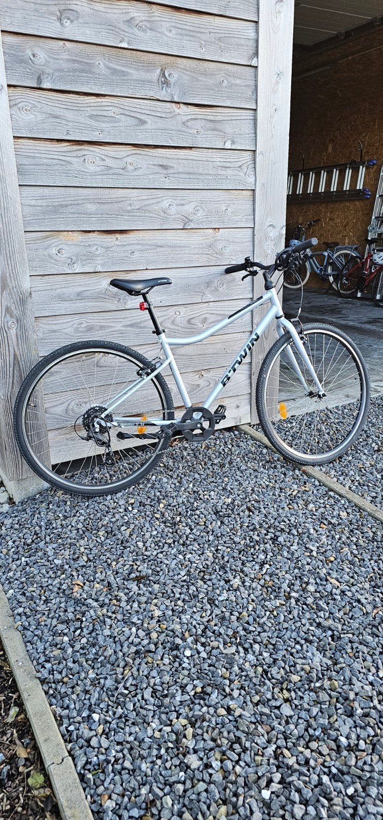 Btwin riverside 120 herenfiets, zo goed als nieuw, Fietsen en Brommers, Ophalen