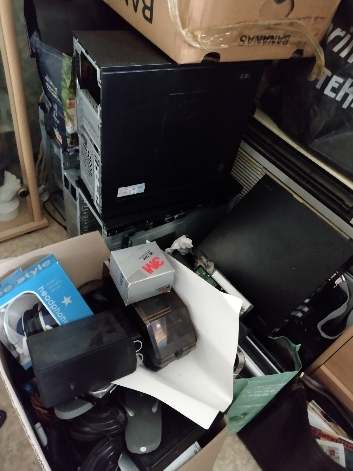 Computer onderdelen, Enlèvement