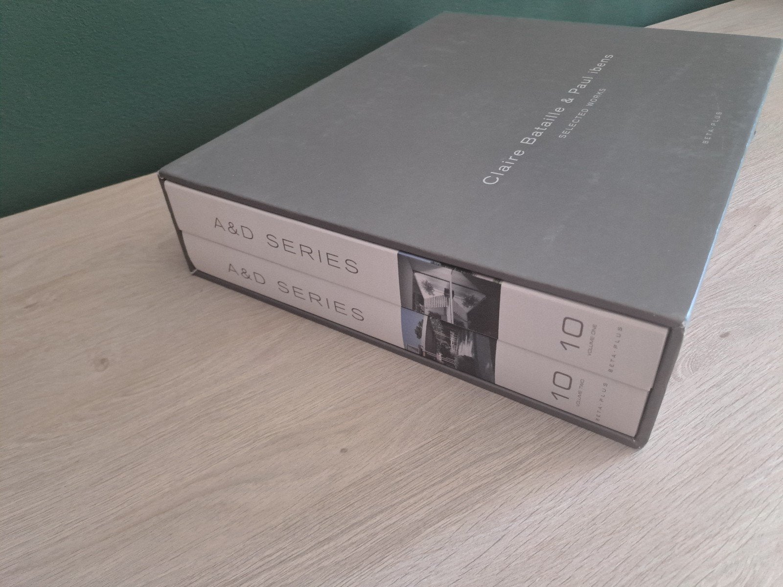 Selected Works Claire Bataille & Paul Ibens A&D Series 1 & 2, Ophalen, Marc Dubois