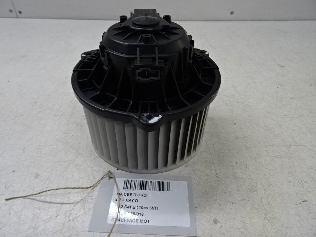 RADIATEUR MOTEUR Kia Cee'd (JDB5) (130904105937), Autos : Pièces & Accessoires, Climatisation & Chauffage, Kia, Utilisé
