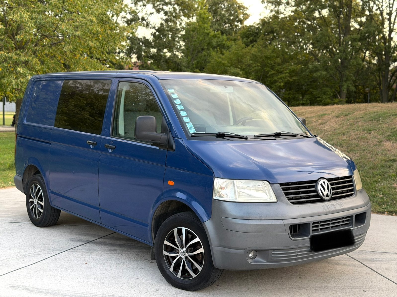Volkswagen T5 2.5tdi GEKEURD VOOR VERKOOP, Auto's, Bestelwagens en Lichte vracht, Volkswagen, Bedrijf, Te koop, Trekhaak