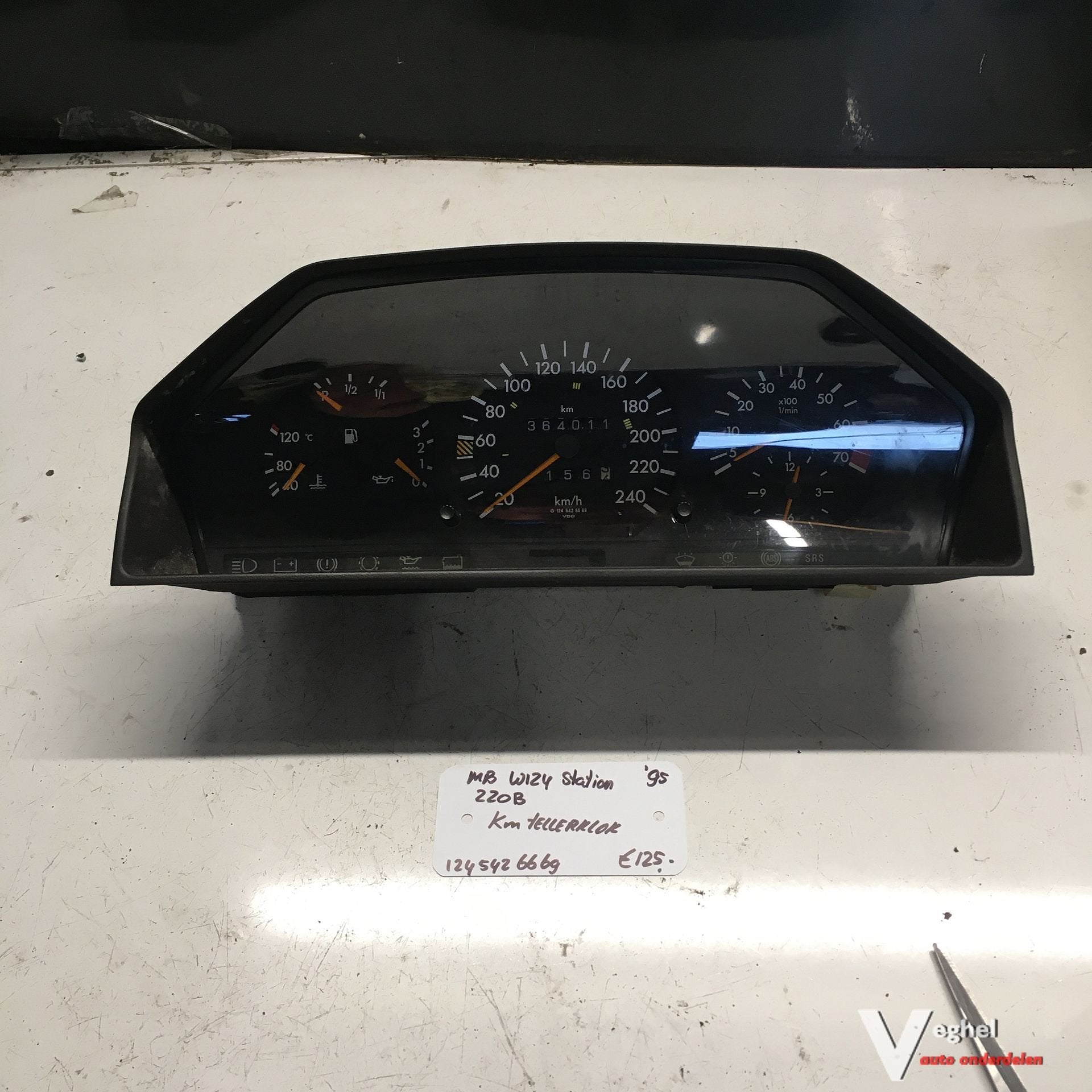 Mercedes W124  station 220B 1995 Km Tellerklok 124 542 6669, -, Utilisé, -, -
