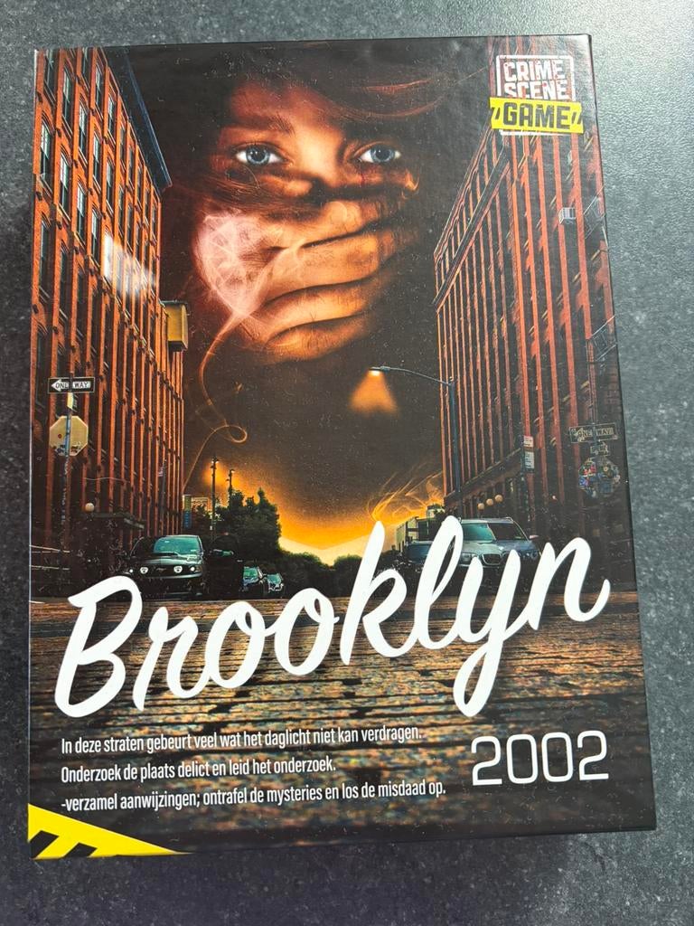 Brooklyn Crime scene game, Hobby en Vrije tijd, Gezelschapsspellen | Bordspellen, Ophalen of Verzenden, Zo goed als nieuw