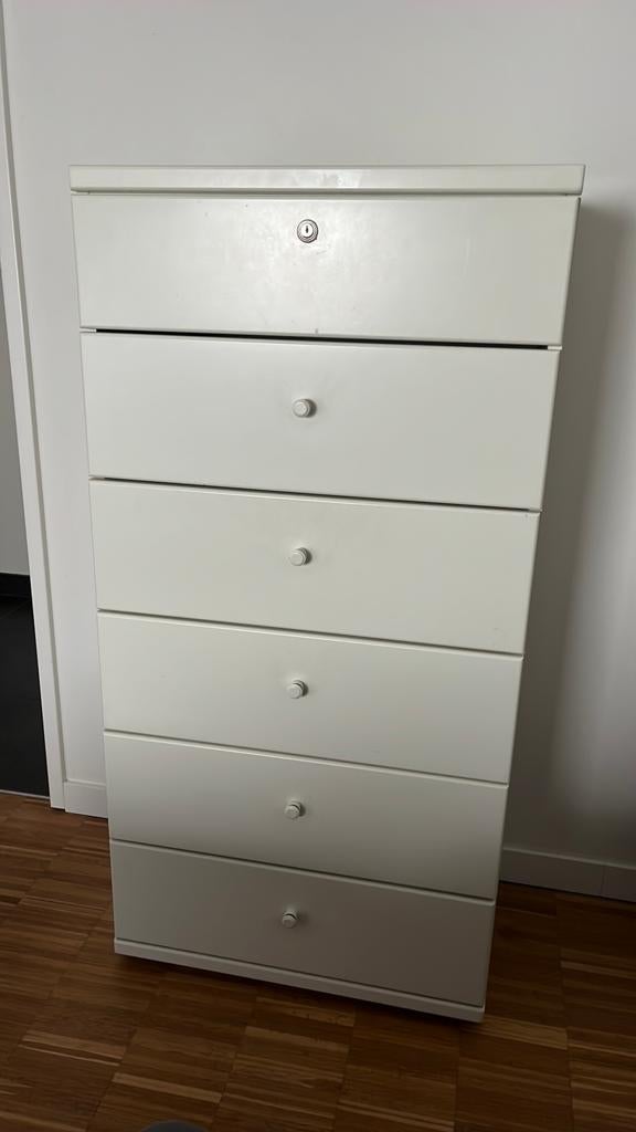 Hülsta witte ladenkast / commode, Maison & Meubles, Ameublement | Rideaux & Stores à lamelles, Comme neuf, Enlèvement