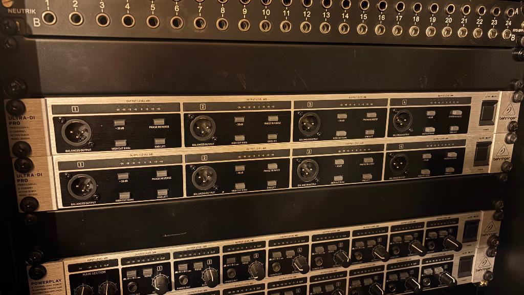 Behringer Ultra DI Pro 4000 x2, Audio, Tv en Foto, Professionele apparaten, Zo goed als nieuw, Audio, Ophalen of Verzenden
