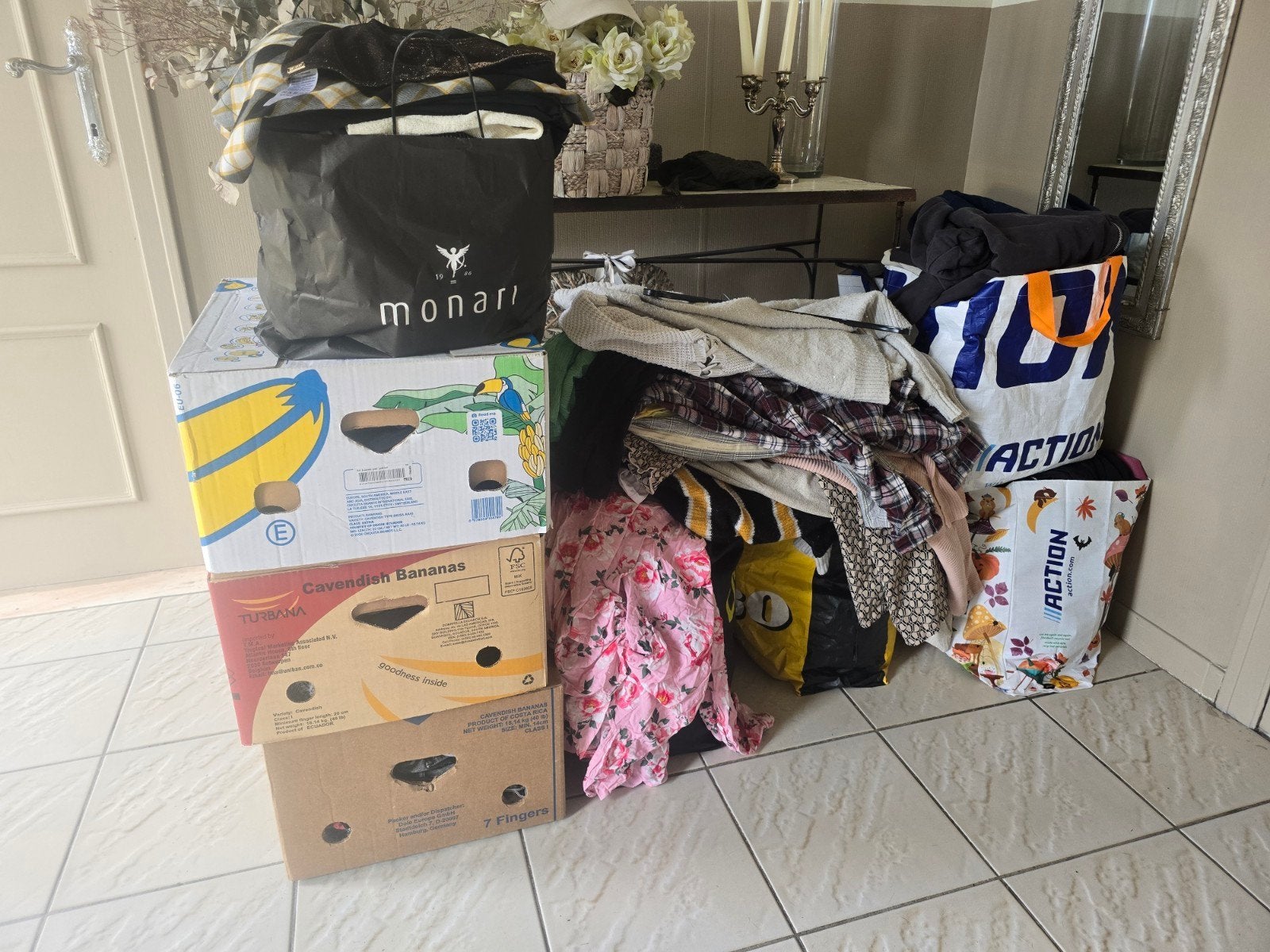 vêtements pour femmes mega mega lot +- 250 pièces, Vêtements | Femmes, Enlèvement