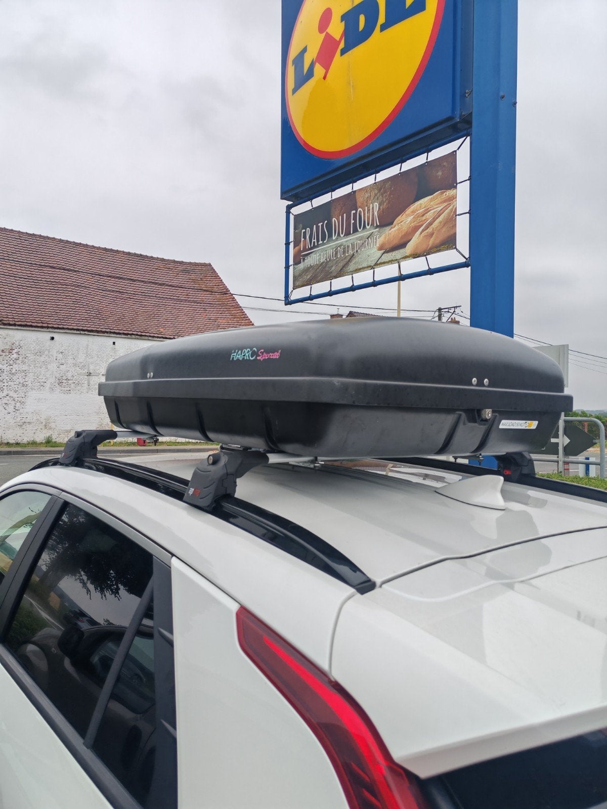 Barre de toit / coffre de toit, Autos : Divers, Coffres de toit, Enlèvement