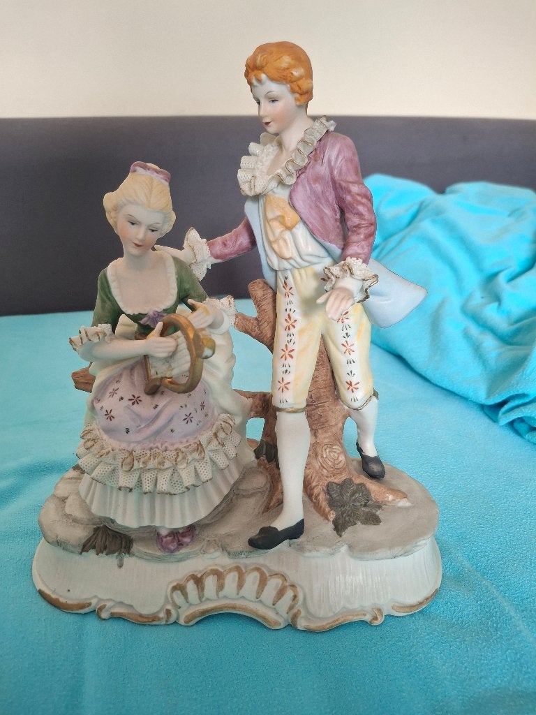 Vintage antiek biscuit porselein beeld sculptuur, Antiek en Kunst, Ophalen