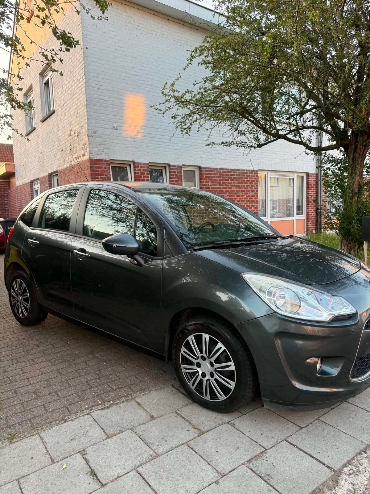Citroën C3 Benzine 1.2 avec airco, régulateur de vitesse, Autos, Achat, Boîte manuelle, Entretenue par le concessionnaire, Noir