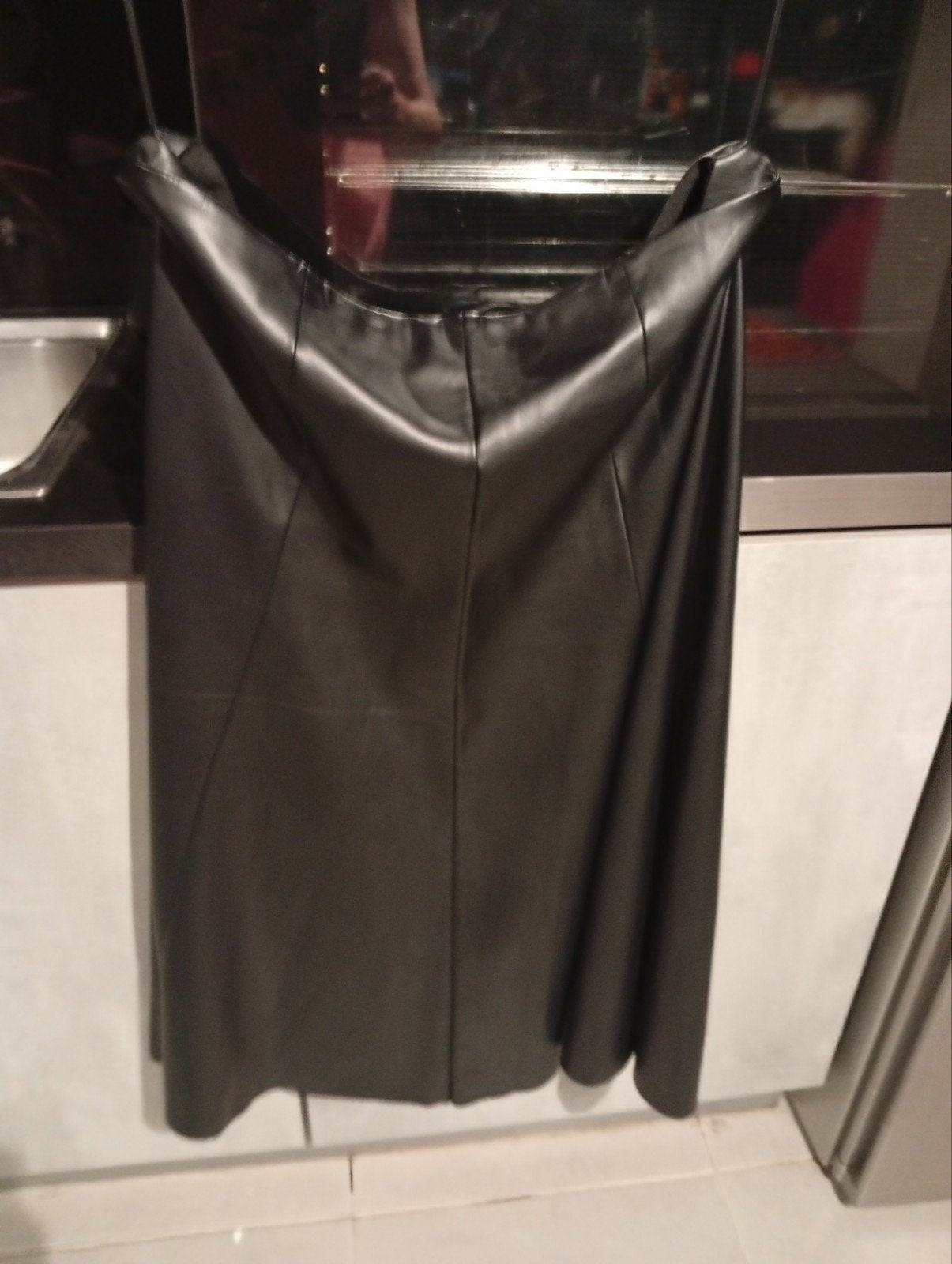 Uitlopende rok van imitatieleer maat 46, Kleding | Dames, Zwart