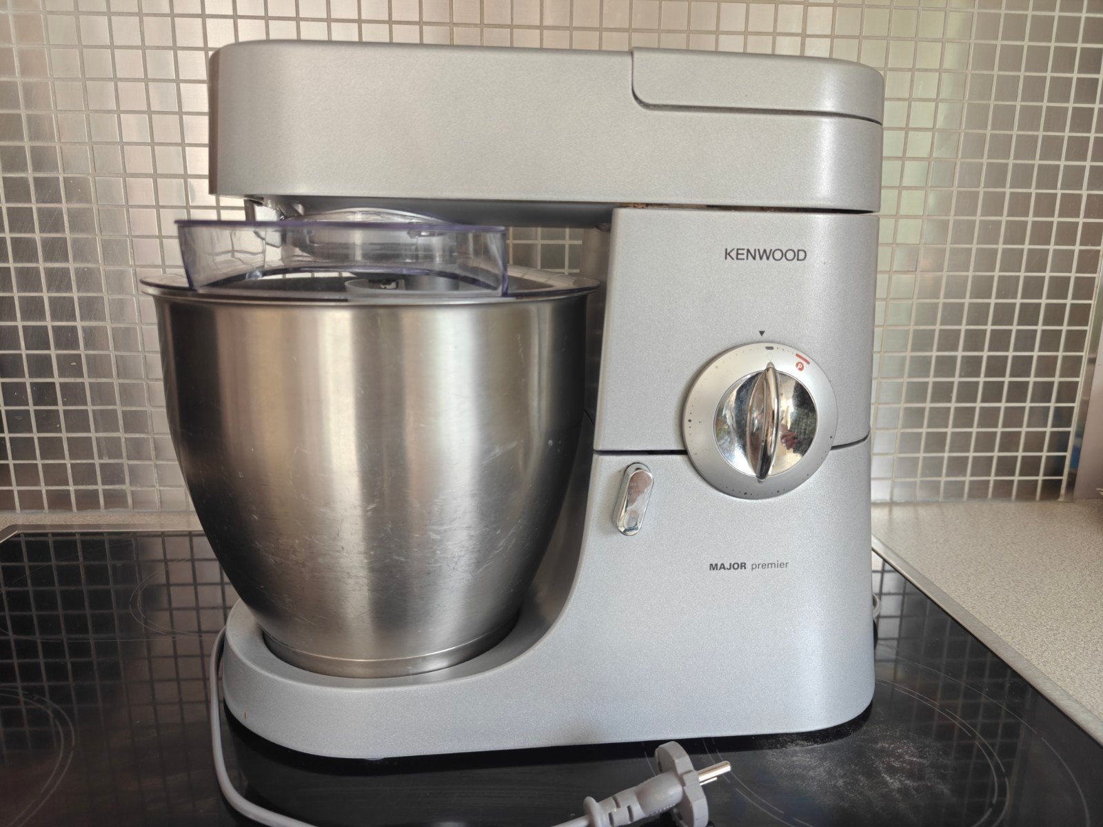 Robot Pâtissier Kenwood Major Premier, Electroménager, 4 litres ou plus, Enlèvement ou Envoi, Utilisé, 3 vitesses ou plus