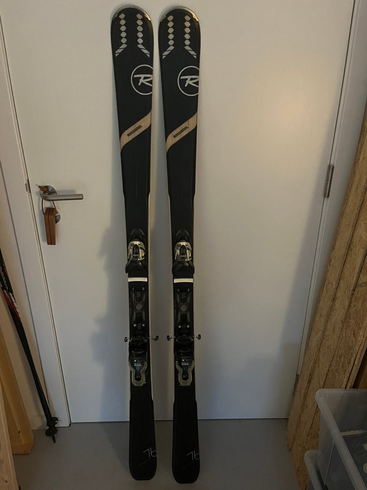 Rossignol Experience 1b, Sport en Fitness, Ophalen, Zo goed als nieuw, Atomic