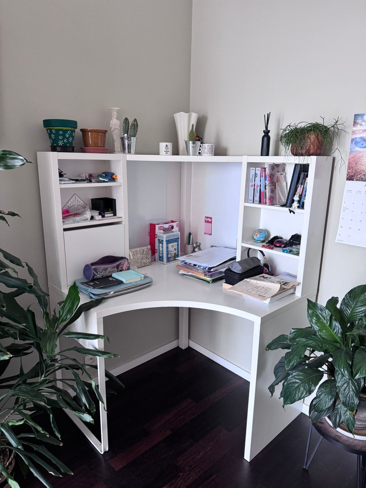 Ikea Micke Hoekbureau Met Magnetisch Bord & Kabelgoot, Ophalen, Gebruikt, Spaanplaat of MDF, 142 cm