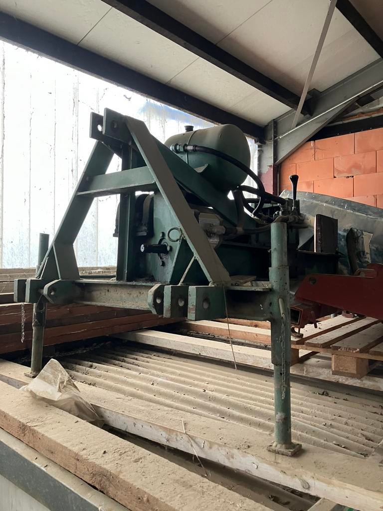 Kliefmachine, Zakelijke goederen, Ophalen