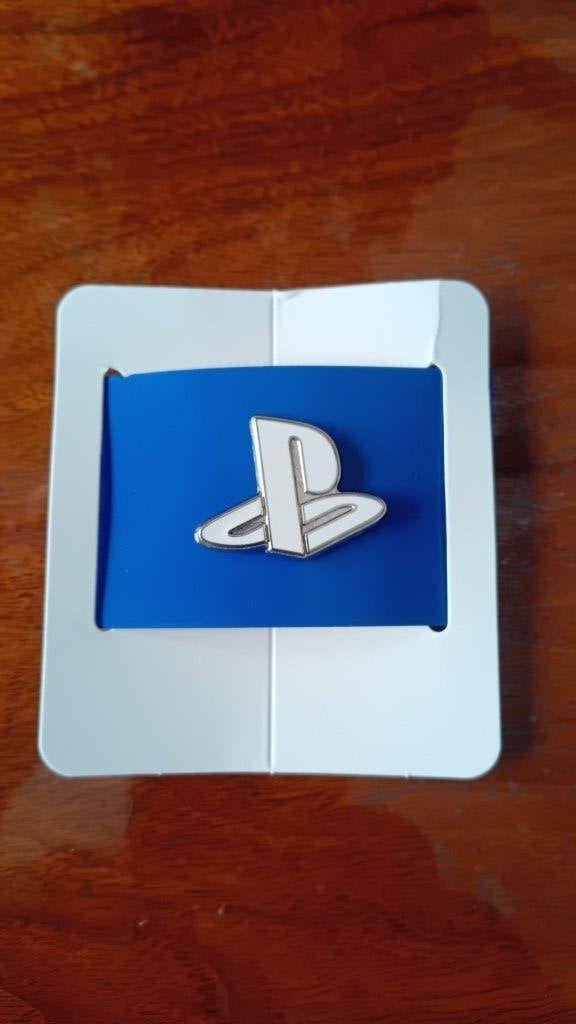 épingle Playstation, Collections, Enlèvement, Neuf, Insigne ou Pin's