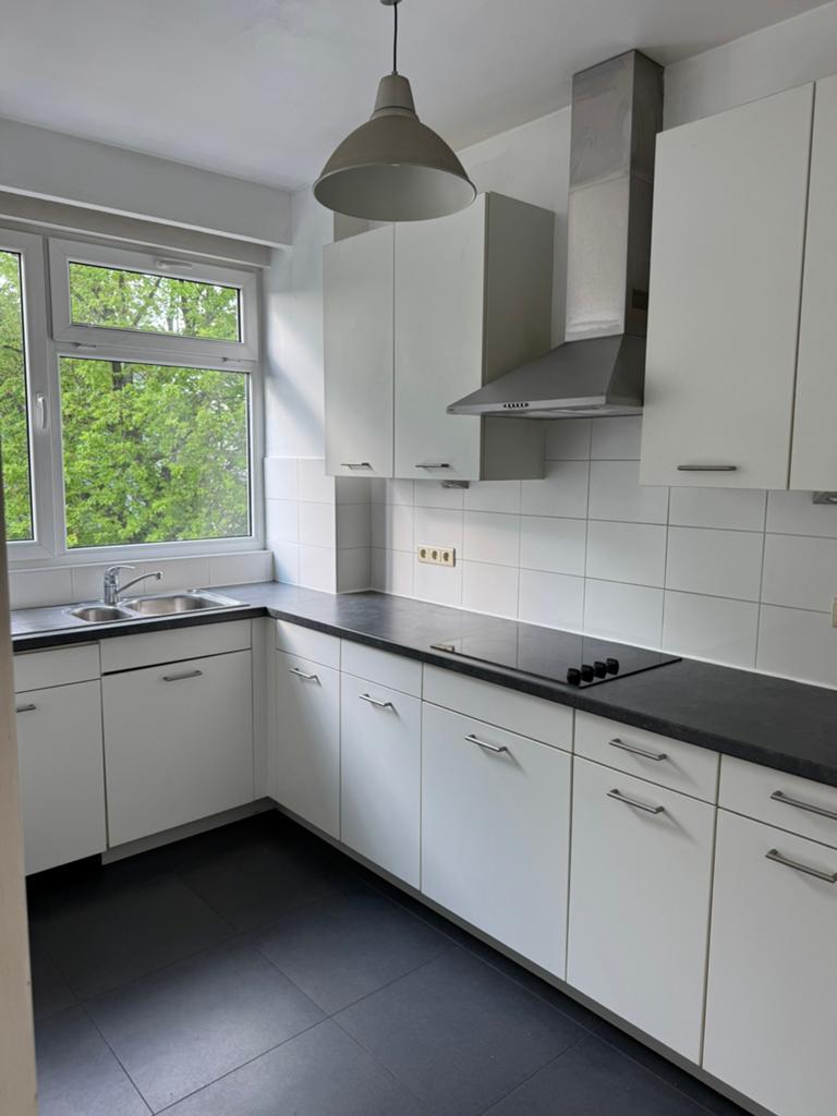 Keuken (volledig incl getoonde apparatuur), Ophalen of Verzenden, Gebruikt, Wit, Hoekkeuken