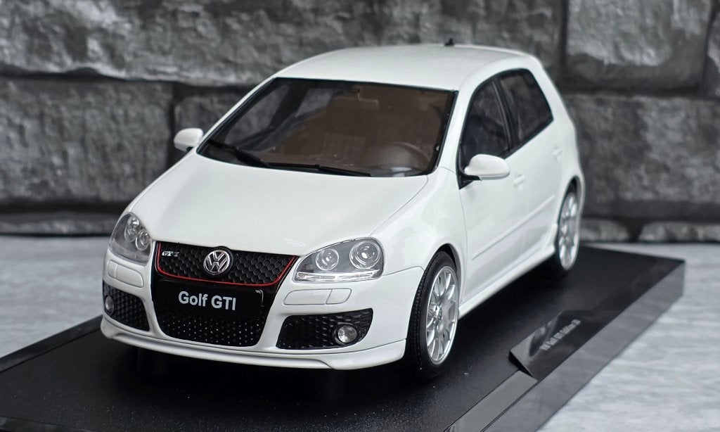 Volkswagen Golf V GTI Edition 30 1/18ème ottomobile, OttOMobile, Auto, Nieuw, Otto