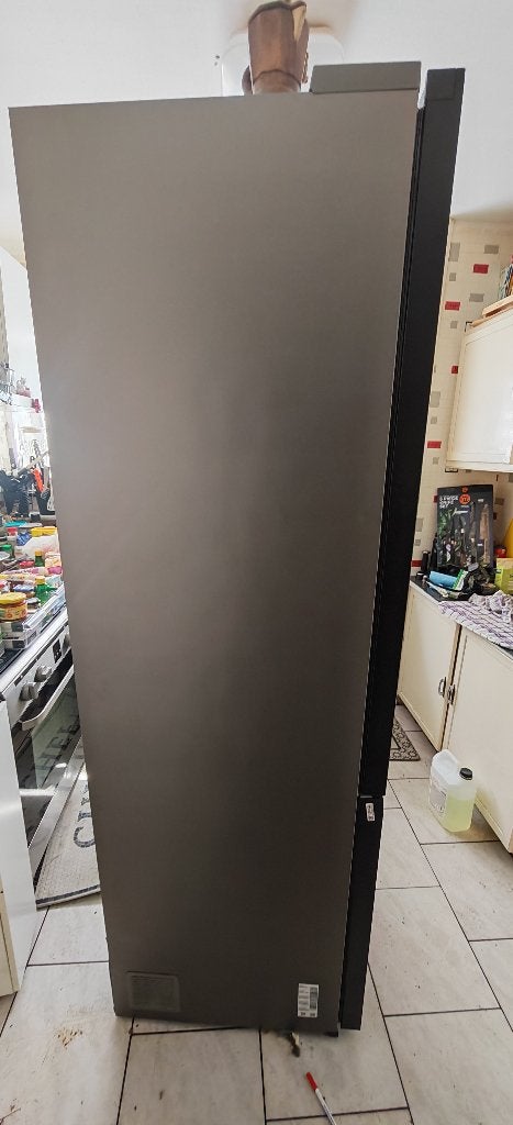 Frigo grande capacité en parfait état - 350€ Urgent, Classe énergétique A ou plus économe, Avec compartiment congélateur, 160 cm ou plus