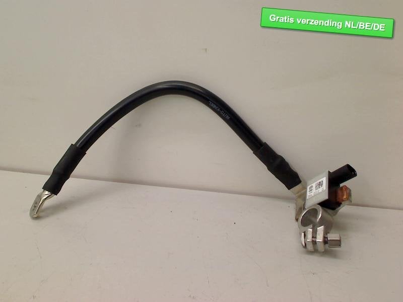 ACCU ZEKERING MASSA Audi A4 Avant (B8) (8T0915181), Auto-Union-Straße  1,
85057  Ingolstadt, DE, Info@audi.de, Audi, Utilisé