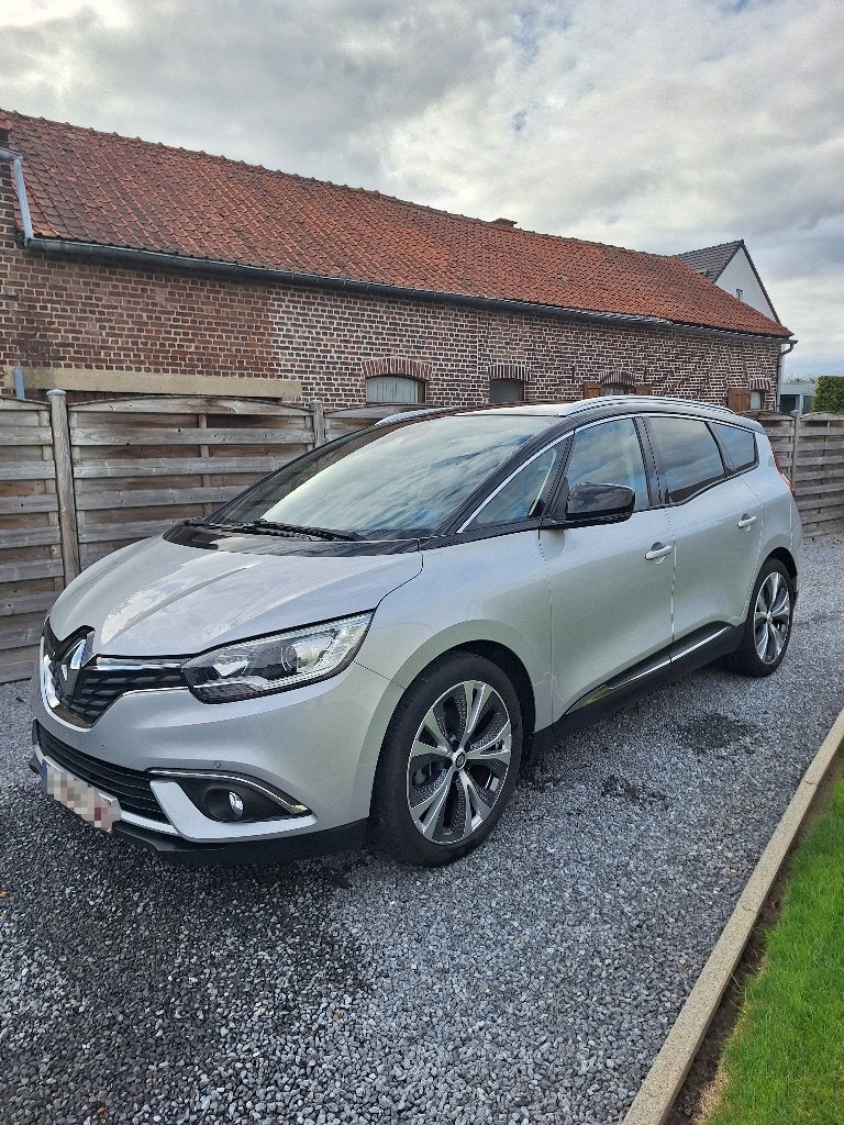 Renault Grand Scenic, trekhaak, 7 zit, Auto's, Voorwielaandrijving, Monovolume, 4 cilinders, 1850 kg