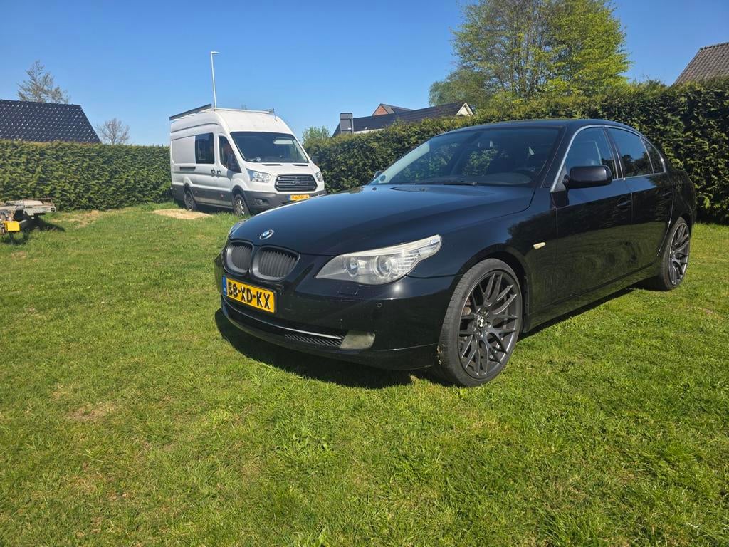 Bmw 530i e60, Auto's, Automaat, Automatische klimaatregeling, Zwart, Zwart