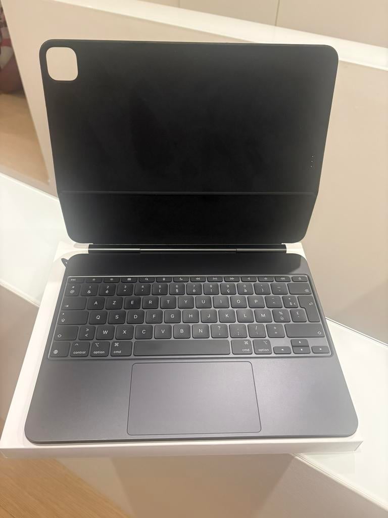 Ipad Magic Keyboard Pro Noir, Informatique & Logiciels, Enlèvement ou Envoi, Comme neuf