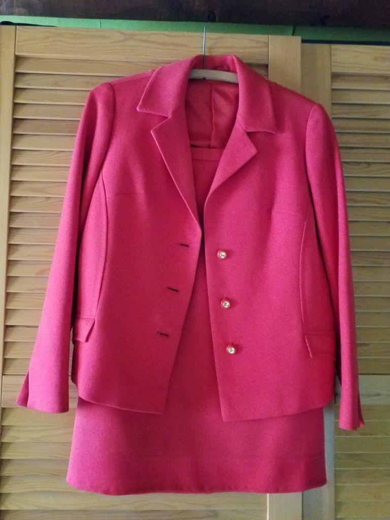 Kostuum en blouse uit de jaren 60, Ophalen of Verzenden