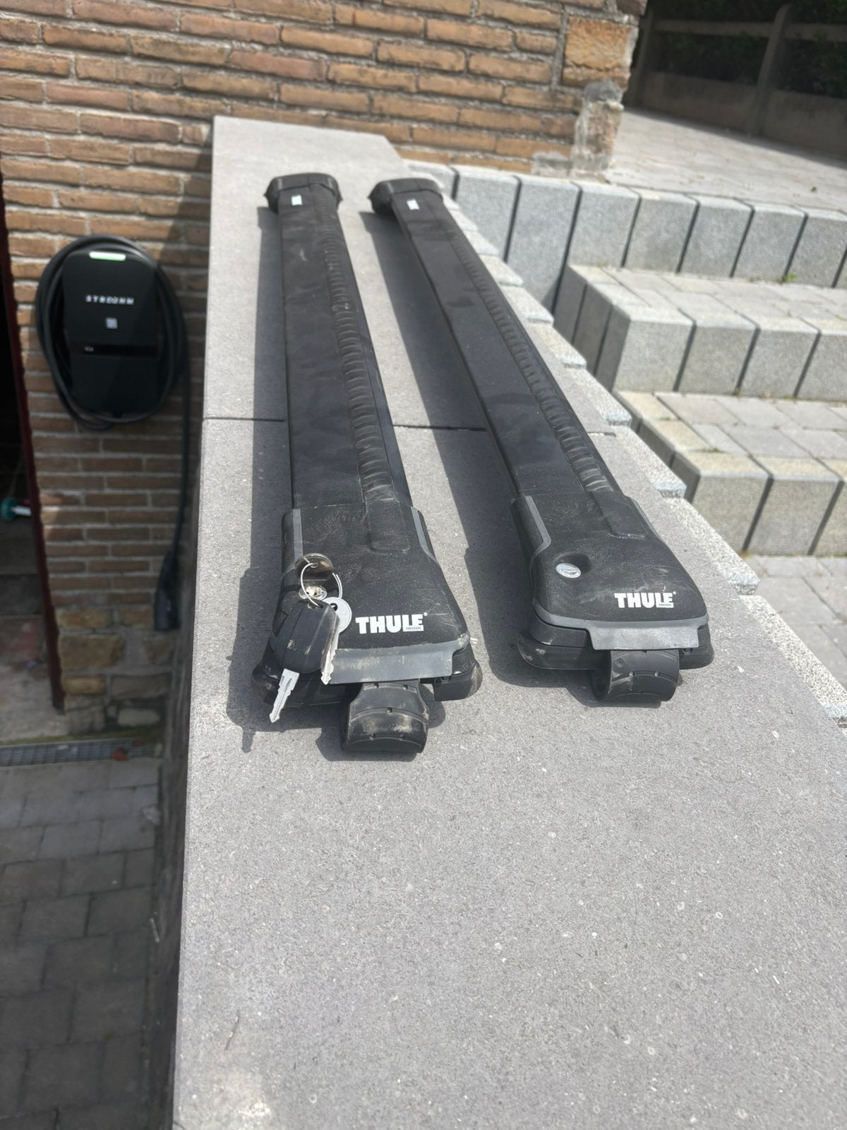 Thule WingBar Edge, Ophalen, Zo goed als nieuw