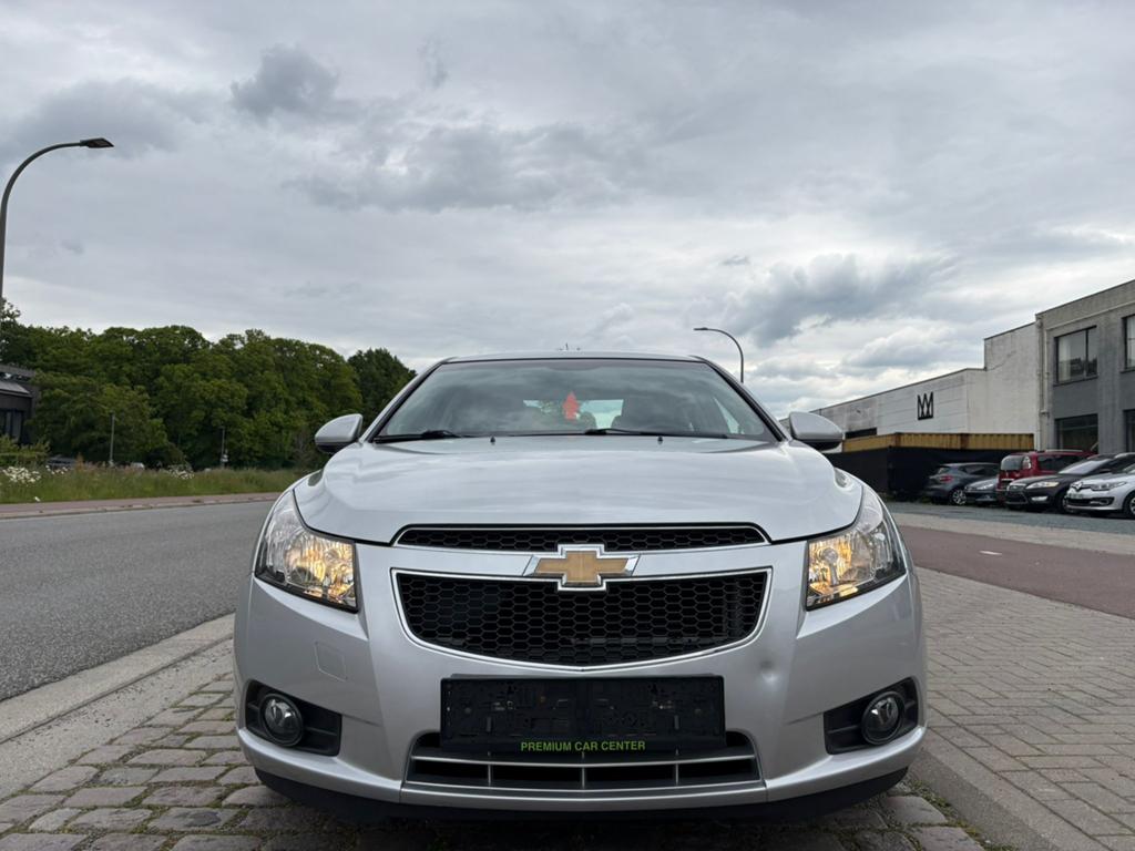 Chevrolet Cruze | 12 M Garantie | 90 Dkm | Benzine | 2012 |, Stof, 174 g/km, Zwart, 4 cilinders