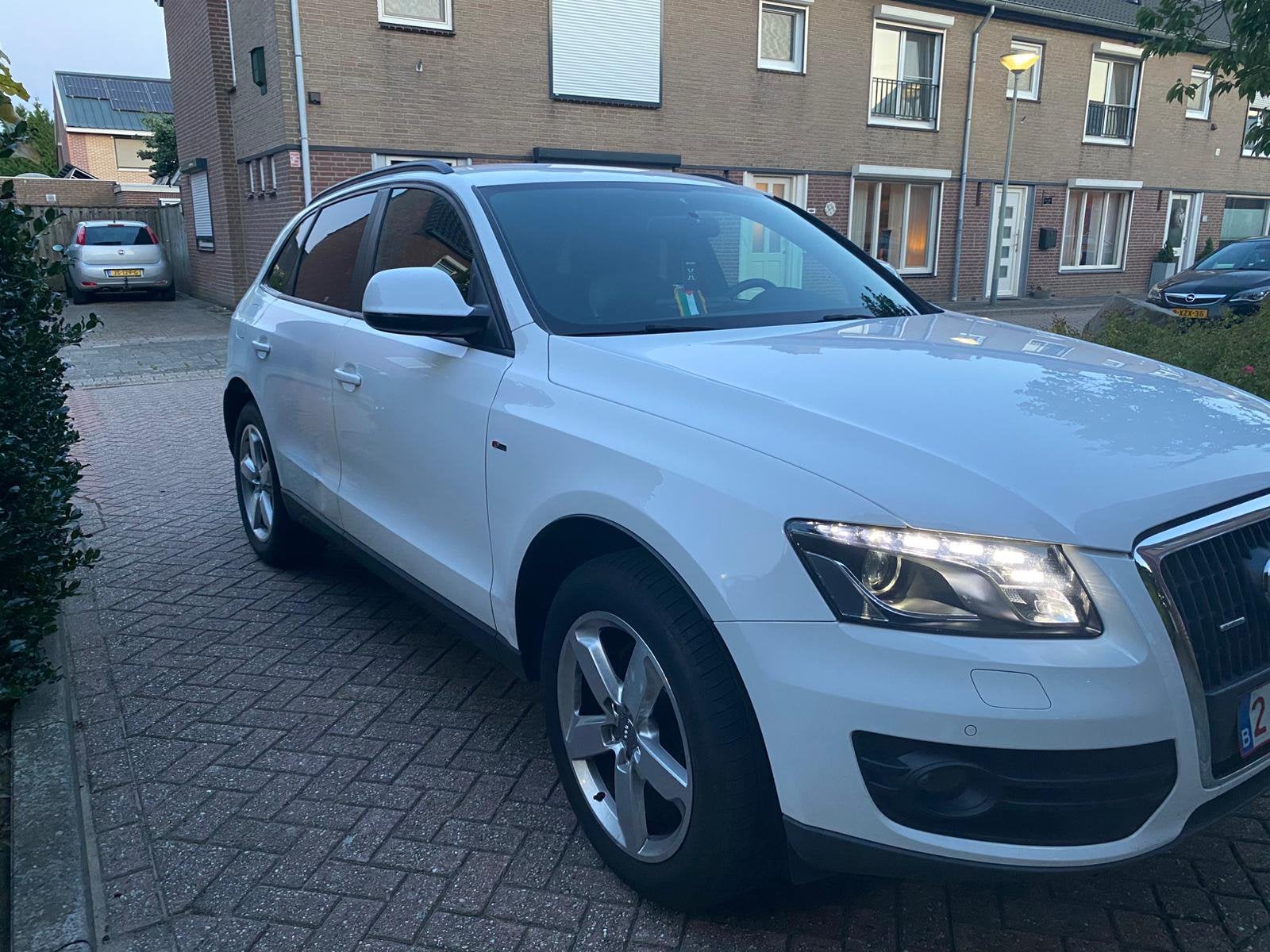 Audi Q5 8R, Auto's, Automaat, LED verlichting, Zwart, Alcantara