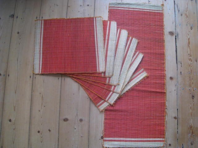 Placemats, 1 grote + 6 normale, maten 41 x 33,5cm, nieuw !!!, Huis en Inrichting, Keuken | Textiel, Ophalen