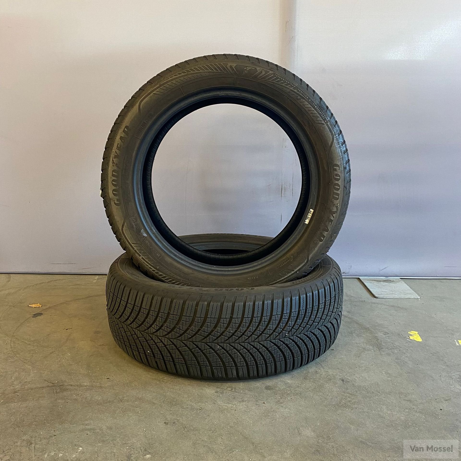 Goodyear Vector 4 Seasons 215/55/R18 99V, Auto-onderdelen, Banden en Velgen, 18 inch, -, -, Ophalen of Verzenden