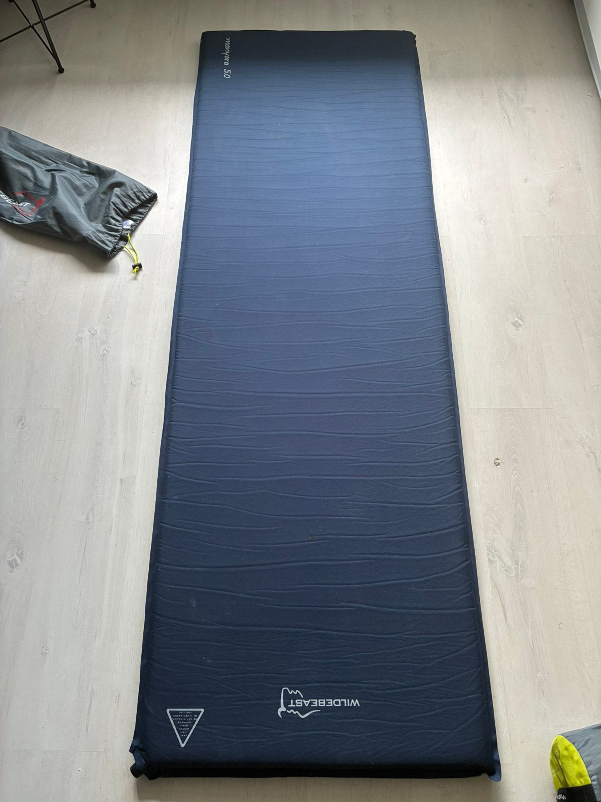 Matelas de couchage Wildebeast 198 x 63 x 4,8, Enlèvement ou Envoi, Utilisé, 1 personne