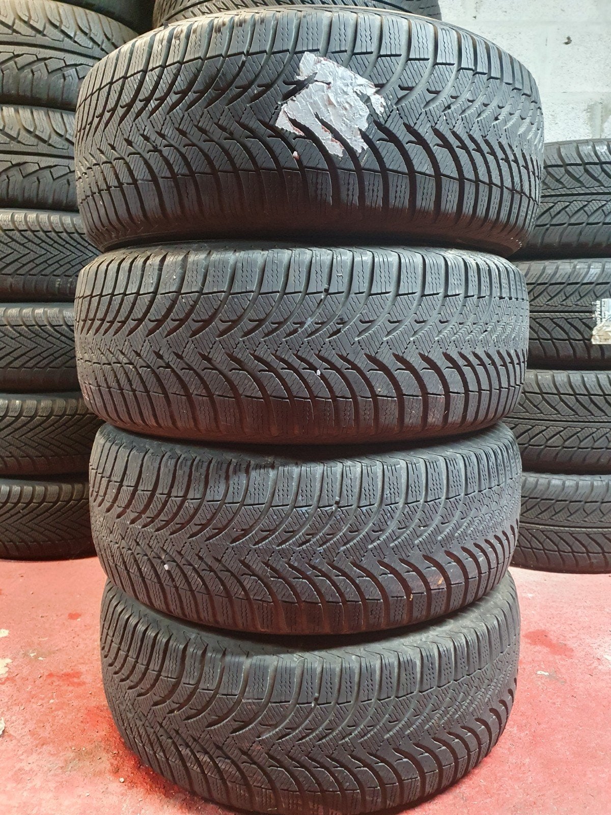 4 pneus Michelin Alpin 225/55/17 étoilée, Autos : Pièces & Accessoires, Enlèvement, Utilisé