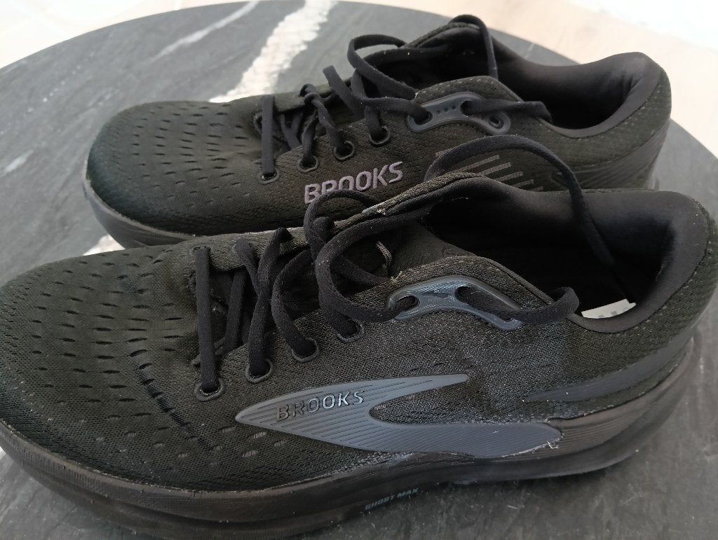 Sportschoenen Brooks Ghost Max 3 - Size = 44,5, Sport en Fitness, Loopsport en Atletiek, Ophalen, Gebruikt, Hardlopen, Hardloopschoenen