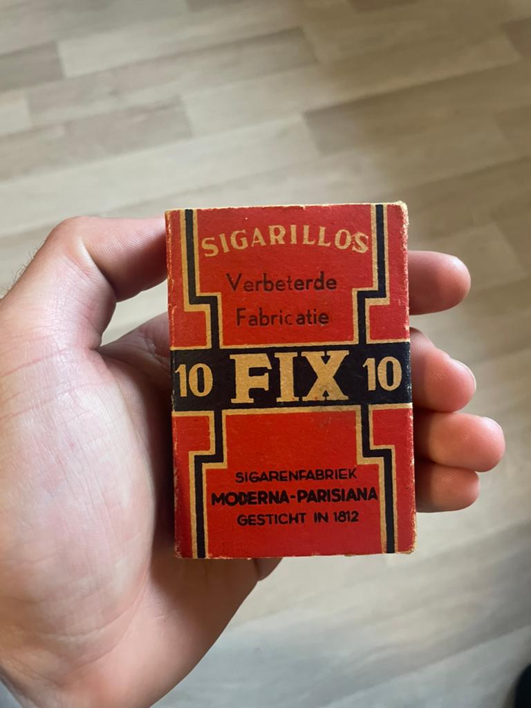 Vintage sigarettendoos FIX Parisiana 1812, Verzamelen, Ophalen of Verzenden, Zo goed als nieuw, Verpakking