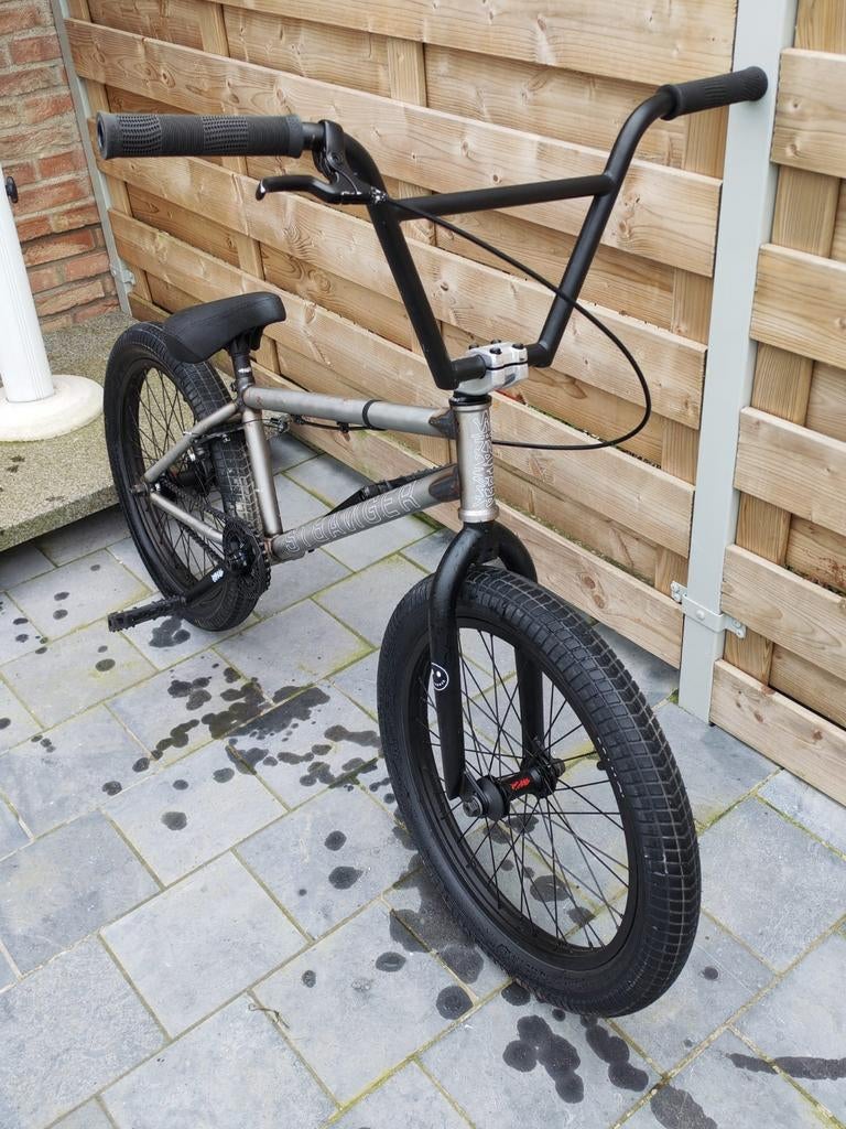 Stranger Level 20” BMX Freestyle – Zo goed als nieuw, Vélos & Vélomoteurs, Vélos | BMX & Freestyle, Enlèvement