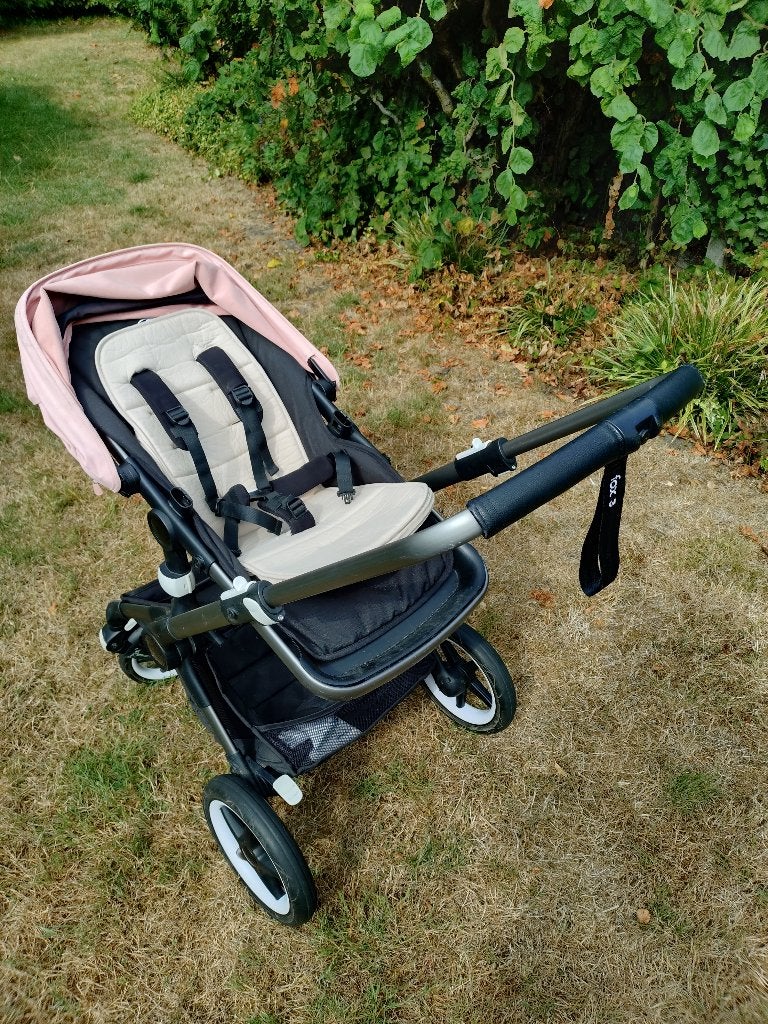 Bugaboo fox 3 kinderwagen (zwart) (roze kap) - toebehoren, Kinderen en Baby's, Kinderwagens en Combinaties, Gebruikt, Bugaboo