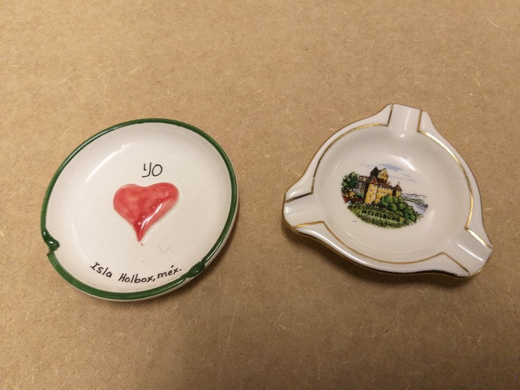 Deux petits Cendriers pour collectionneurs (neufs), Ophalen of Verzenden, Nieuw, Asbak