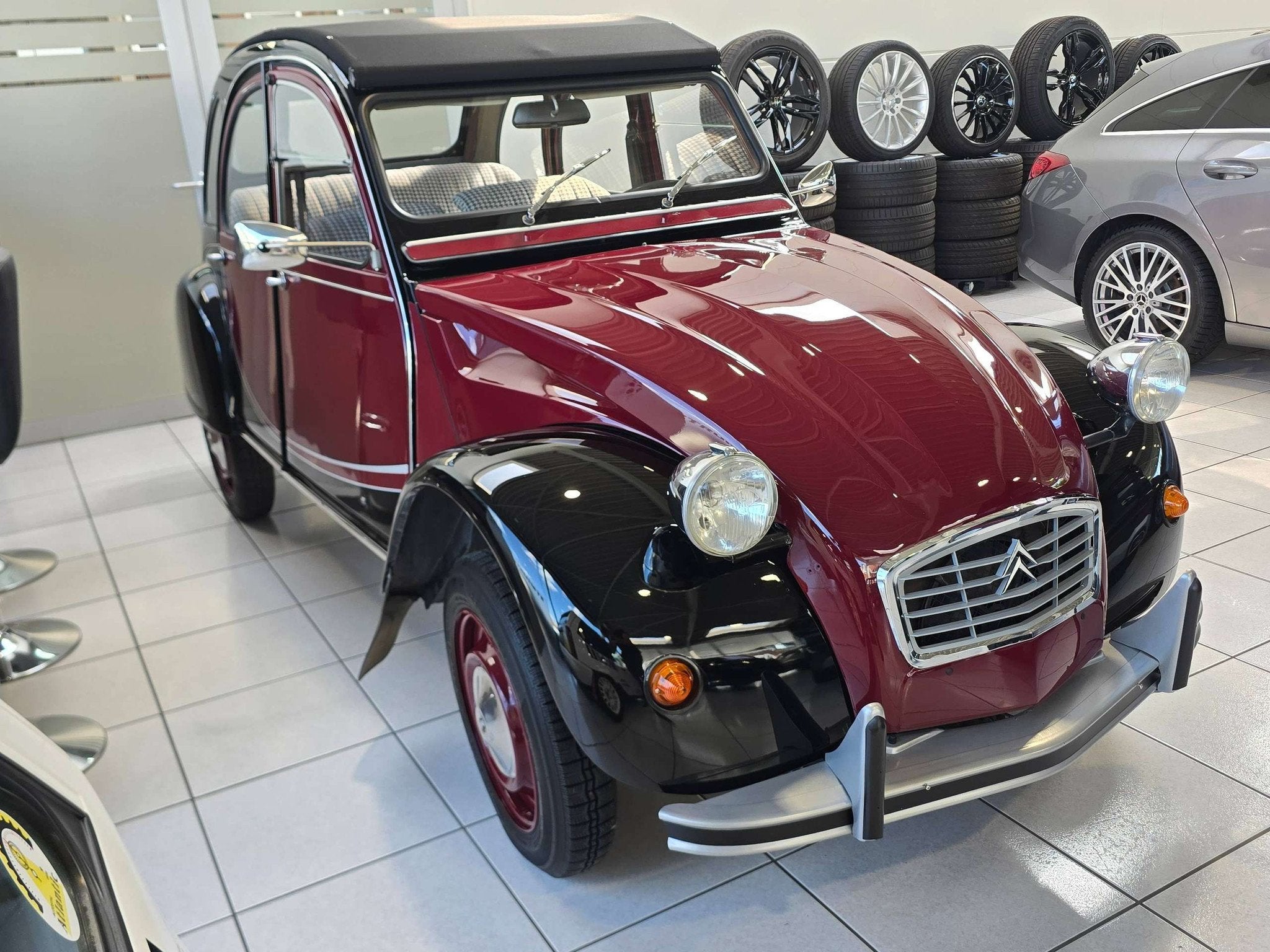 Citroën 2CV 2cv6 / Prachtstaat / 600cc / 21kw / Belgium car, 28 pk, Zwart, Bedrijf, Handgeschakeld
